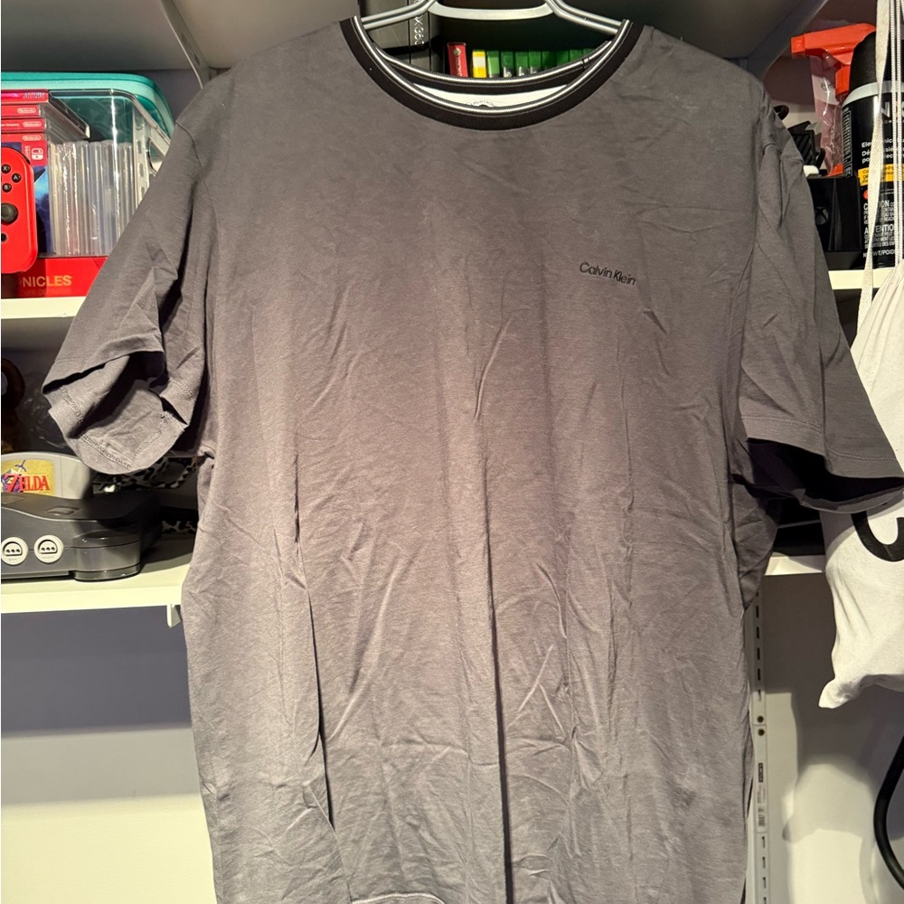 Calvin Klein Gray Short Sleeve Tee with Crew Neck